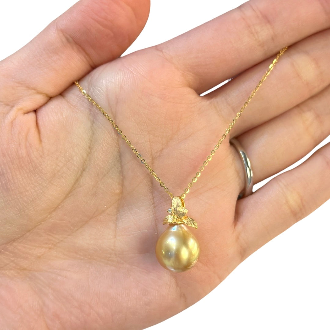 Golden sea water Pearl pendant