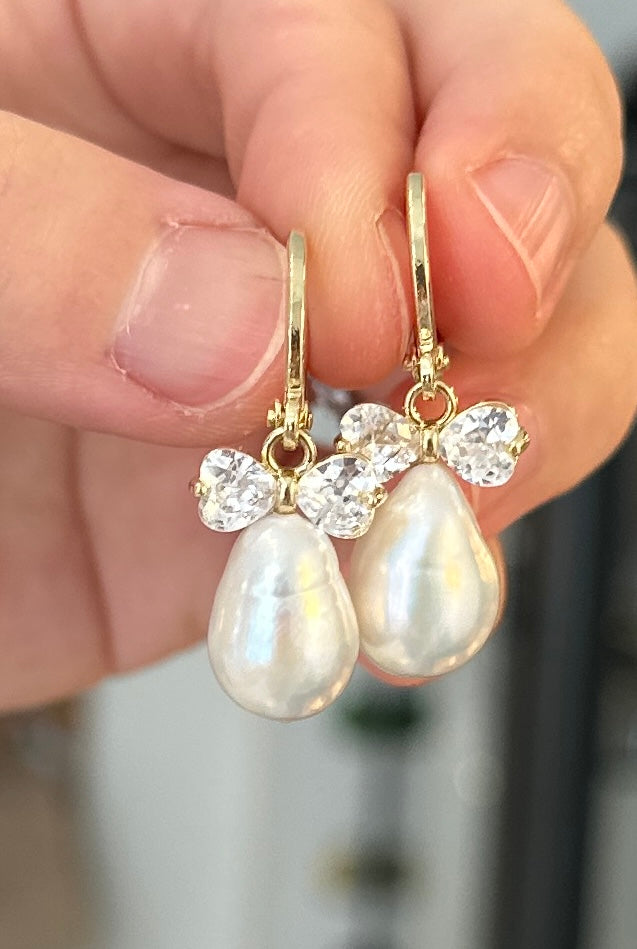 Cutie earrings
