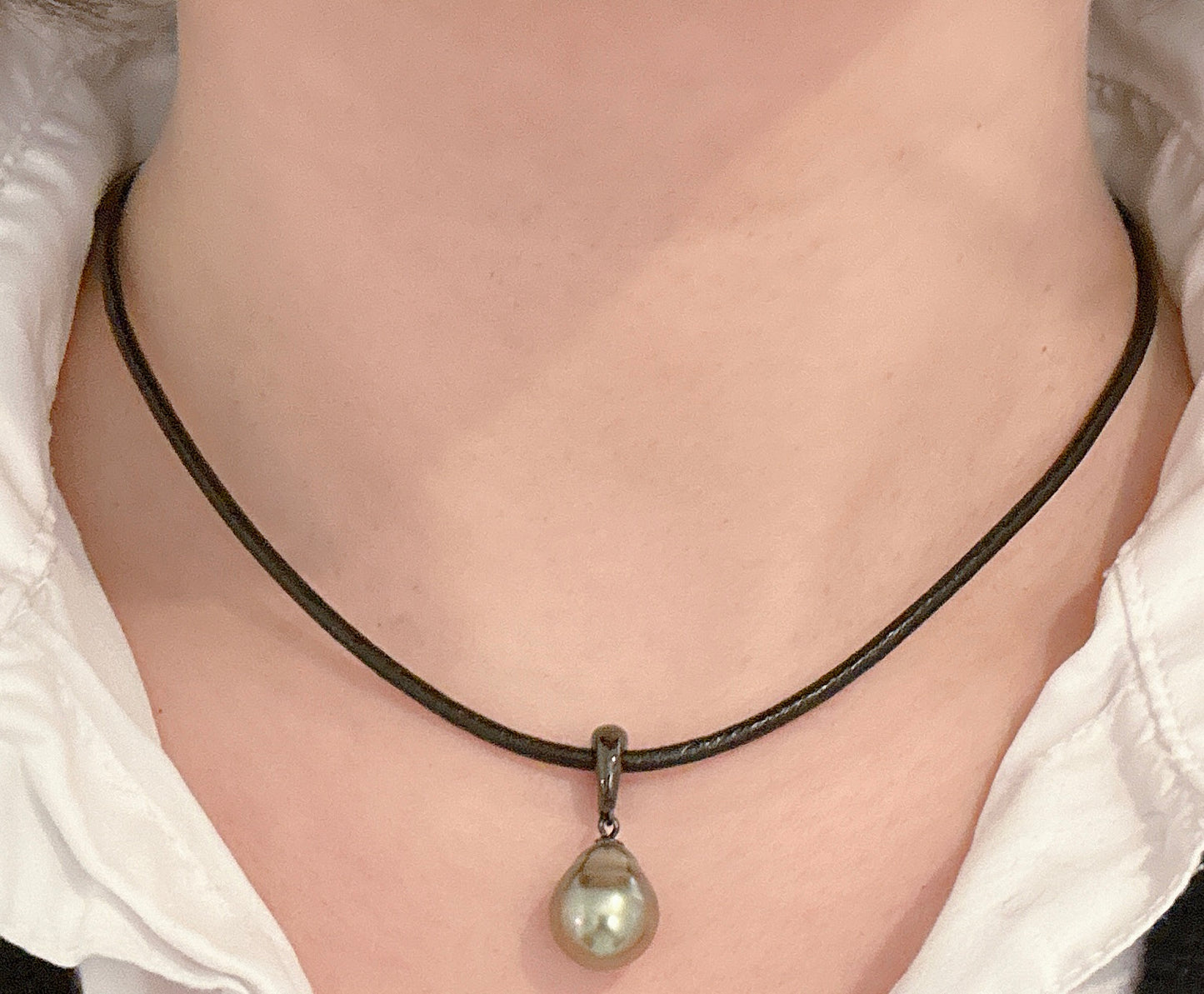 Tahitian Pearl Pendant
