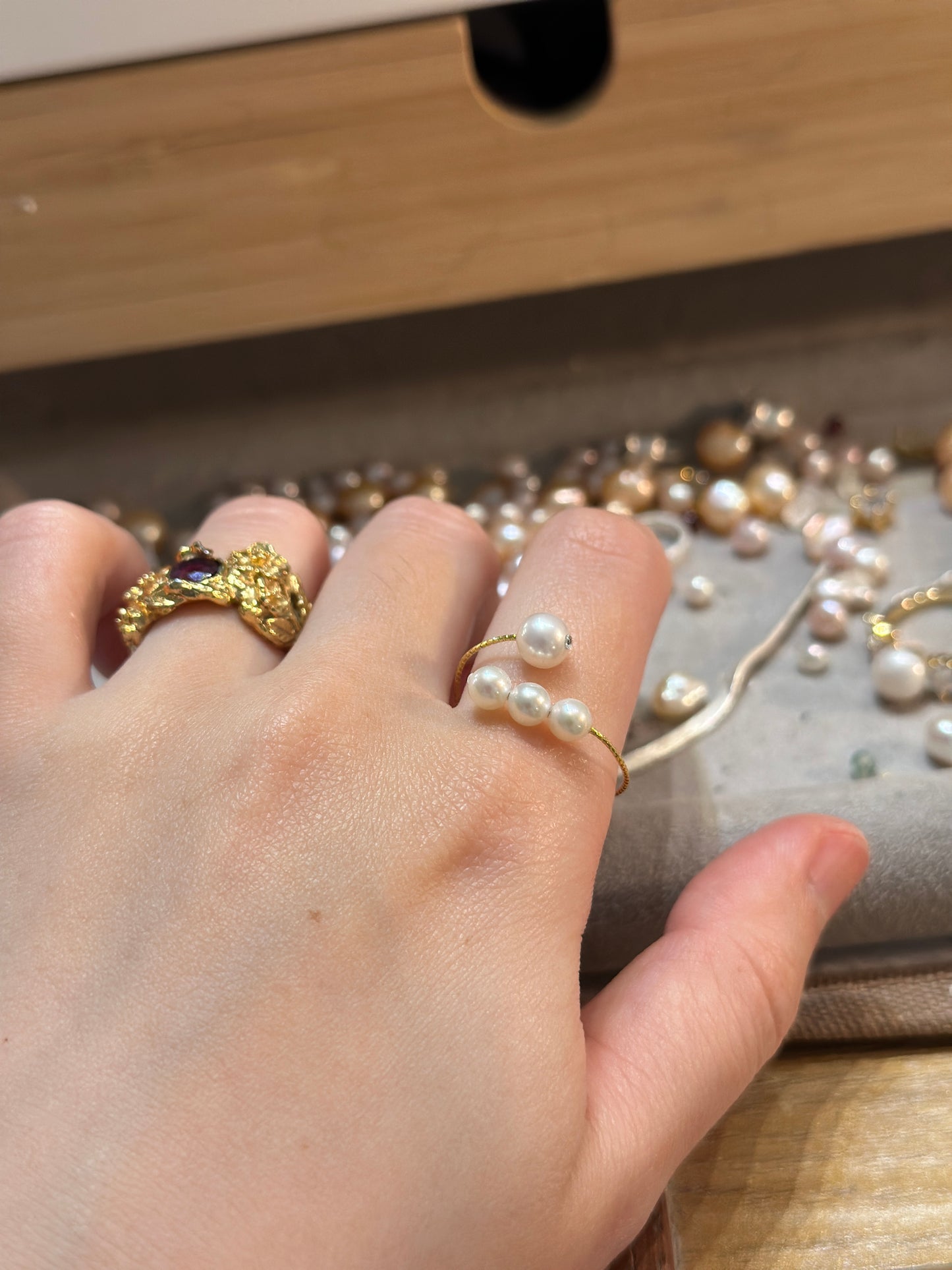 Small pearl ring