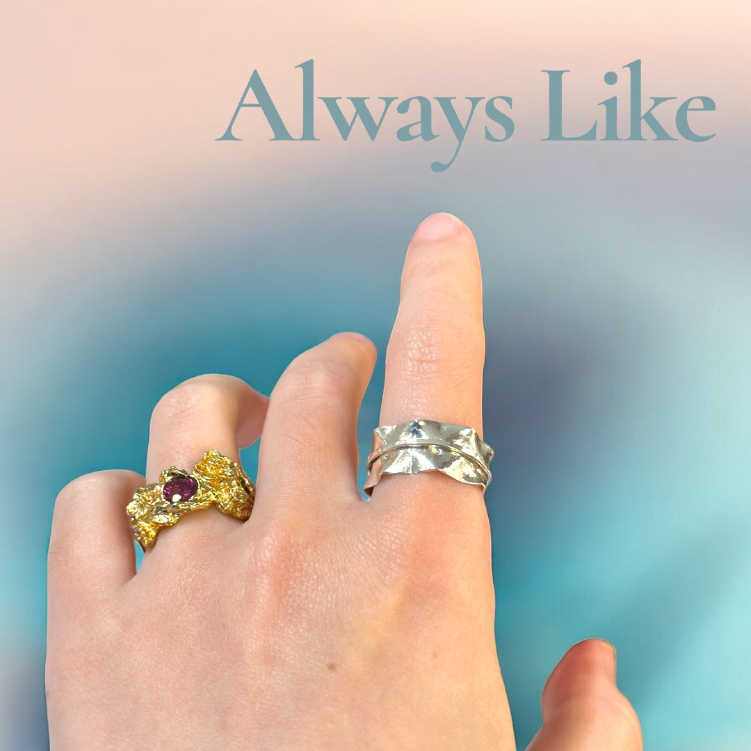 Fish tale ring
